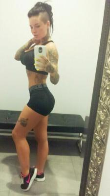 gorgeouspornstars:  Christy Mack getting ready to hit the gym