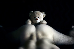 sepdxbear:  muskelimiehet2:  A very happy teddy bear with his