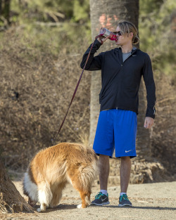 fyeahgleeclub:  Chord Overstreet Spotted Walking A Dog And Hydrating