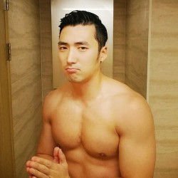 gaykoreandude.tumblr.com/post/106908526113/
