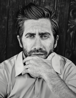 mynewplaidpants:  Jake Gyllenhaal in Esquire UK – LOTS MORE