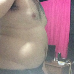 makemefatter:  Before and after eating 7lbs of greasy fattening