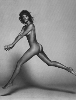 yesoldfashion:  Helena Christensen nude 