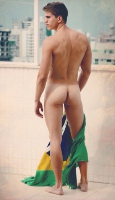 bihedonists:  #guy #ass