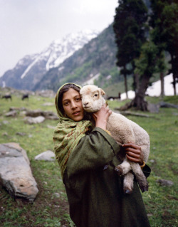 the-great-indian-adventure:  Kashmiri Girl with Lamb Mamiya 7,
