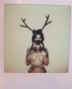 psychotic-riaeaction:  Polaroid Ph:Skyzzo 