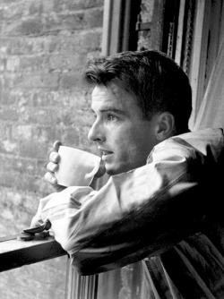 babeimgonnaleaveu:  Montgomery Clift at his home by Stanley Kubrick,