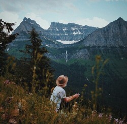 shes-like-a-sunburn:  I want to travel the world. A different