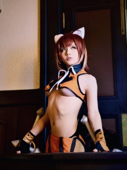 cosplayhotties:Makoto (BlazBlue) by Co