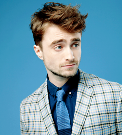 danielradcliffedaily:  Daniel Radcliffe photographed by Dale