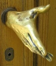 Pleased to meetcha (that is the *coolest* doorknob I’ve ever
