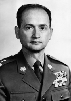 Wojciech Witold Jaruzelski (Kurów, 6 luglio 1923 – Varsavia, 25
