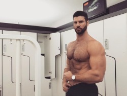 Muscle Hank's Men