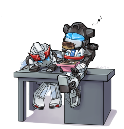 strawberrieninja:  Jazz brought donuts to Prowl’s office, but