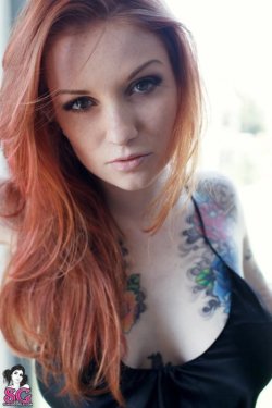 altmodelscollector:  KEMPER Suicide ★ My little blue Window