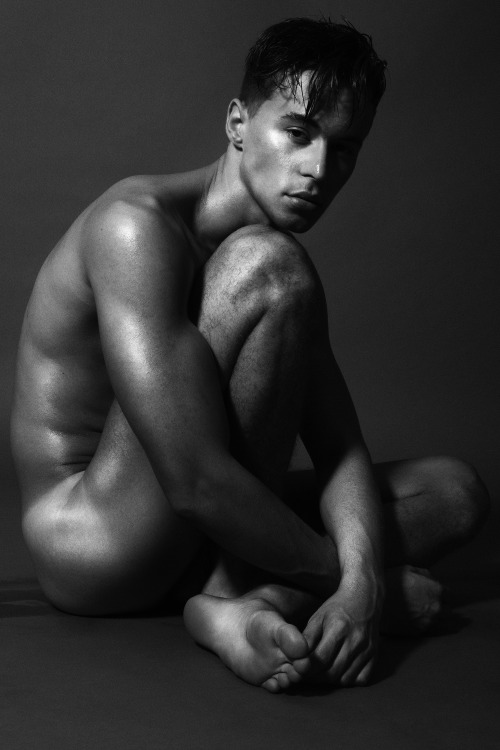 matheushenk:photographed by Frederic Monceaugrooming Delphine and Hair Virginie Pineda.