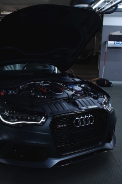 vistale:  Audi RS6 | via
