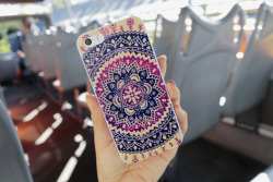 wavevvifi:  i got this beautiful phone case from here check then