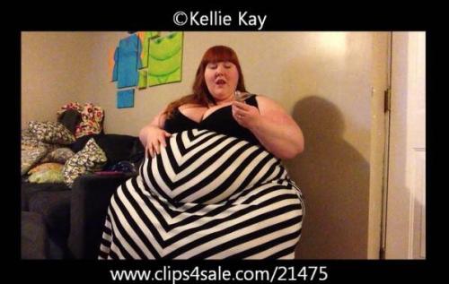 lovethatfatbitch:  Old Kellie Kay stuff. Damn, so hot and young!! But now, hotter and fatter!! I lover her!!   lovethatfatbitch is back!
