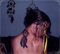 sesaludableymandaalcarajoatodos:  ~La chica de los sueños perdidos~