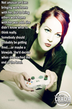 deeperinmypower:  I really like the 90s gamer girl vibe going