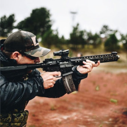 tacticalsquad:  trijicon  Range day doesn’t take rain checks.