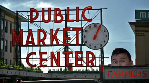 histone:  This is my contribution to the ‘Markiplier in random places’.  I had the idea for the Space Needle first, and then I just kept going with the Seattle Theme… yeah.   I had too much fun. (btw this blog is old and dead and totally unrelated,