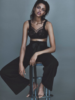 runwayandbeauty:  Aya Jones by Emma Tempest for Models.com. 