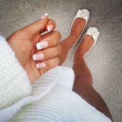 flatsfan:  Pretty white flats with bows