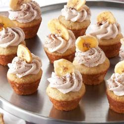 bhgfood:  Mocha-Filled Banana Cupcakes: Each bite packs a scrumptious