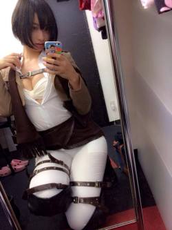 kuudererules:  Yuka Kuramochi cosplay as Mikasa Ackerman from