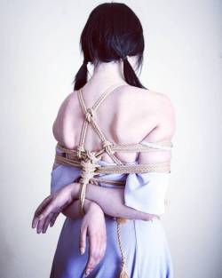 mastermhatter: Miss X came for a tie or two.  #kinklife #shibari