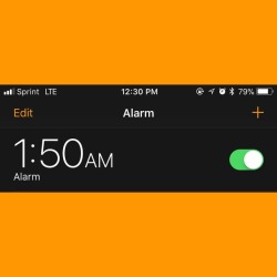 Alarm set. #iPhoneX #iwillbetiredtomorrow