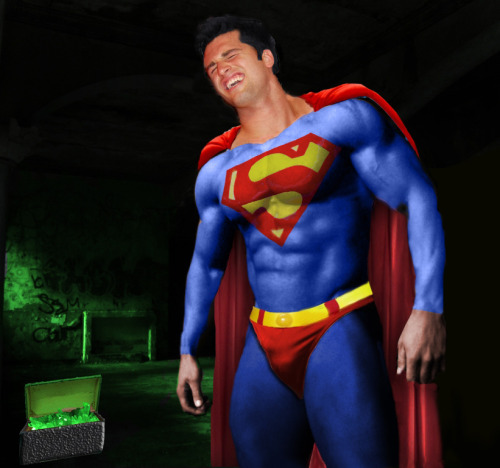 Oh …by God…NOOOOOO !I Â feel so weak …the pain Â invading my body …The kryptonite …not to this …again !