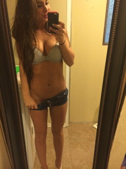 floridavolcomchick:  So in love with these shorts!