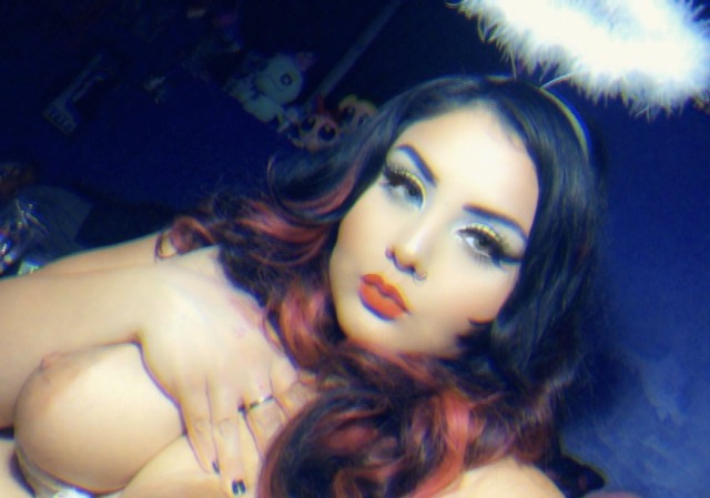 fuckingoretrash:✨☁️💞 heavenly 👼🏼☁️✨see the