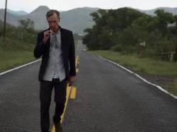nuggaroonies:  sun-bro:  Bill Nye looks ready to drop the hottest
