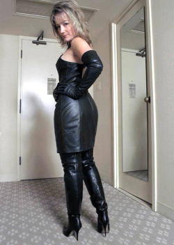 themolgat:Krista from a long gone site Thighboots. These pics