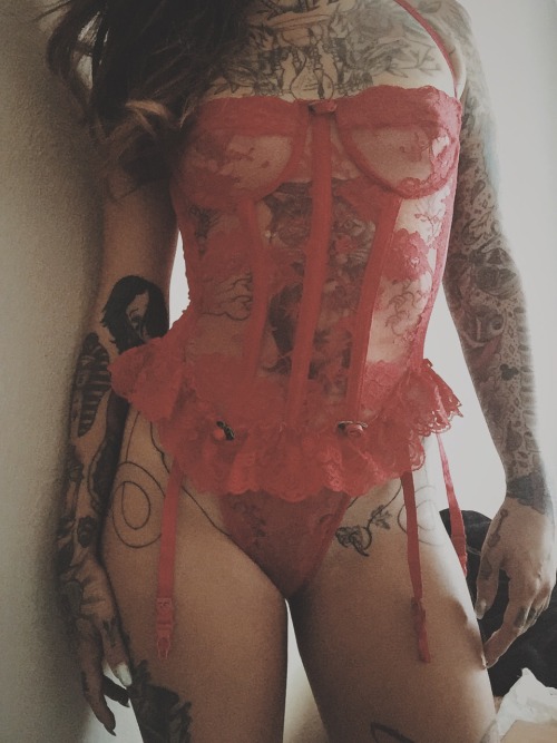 hammatime91:  Gimme all the vintage lingerie