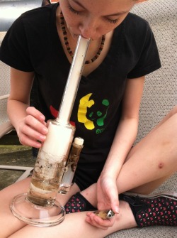 ganja-forevermore:  ganja-forevermore:  le bong rips  yay, me