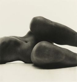 bathtubdjinn:  Irving Penn.  Nude 58, 1949-1950.