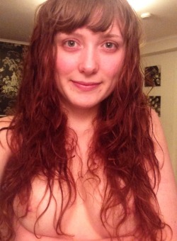 an0therkitten:My hair officially goes past my boobs now! Even