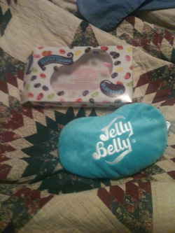 I got this jelly bean heating pad and oh god its so cute and