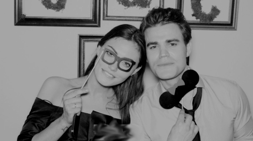 psychoticblood: Paul & Phoebe at Candice and Joe’s wedding photobooth (Candice Accola married The Fray guitarist Joe King on October 18, 2014)