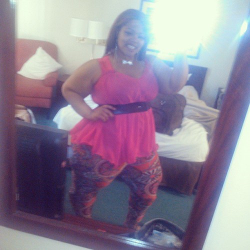 daddypearlover:  ghettogoodness:  I love this womanâ€™s thickness!!!!!!!    STRAIGHT UP YUMMY THICKNESS!!!!!