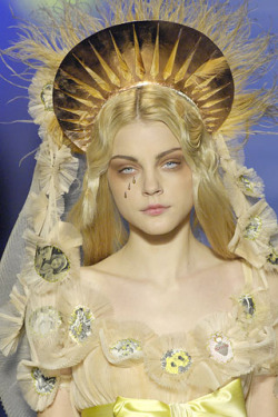 voulair:  Jessica Stam at Jean Paul Gaultier Spring 2007 