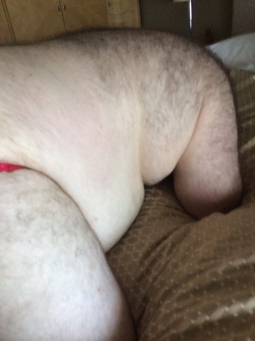 chrischub41:  kingvii7:  superchubfatpads:  Scored this huge superchub yesterday, had the hottest action with his massive body, got smothered in his ass fat and worshipped his fatpad, hereâ€™s a few pix, hope u like  HOT  Someone knows how to lick fat