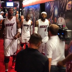 fuckyeahlbj:  @nba: The @miamiheat head to the locker room up