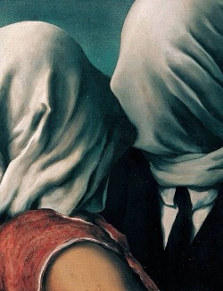 la-historia-sinfin: René Magritte, The Lovers, 1928 