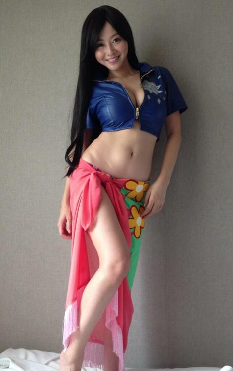 wakatanabe:  This must be one of the most perfect Nico Robin
